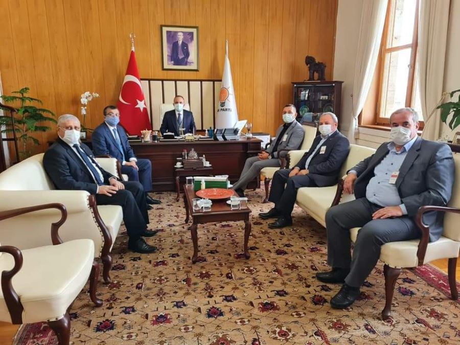 -Çan belediye başkanı Öz, STK başkanlarıyla birlikte Ankara’da Bülent Turan’ı ziyaret etti