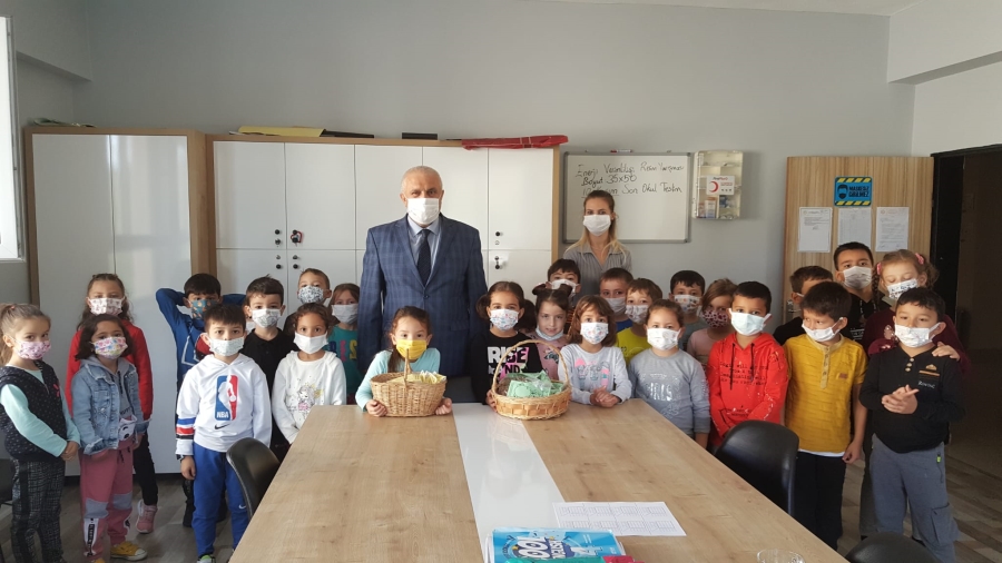 Öğrencilerden anlamlı hediye