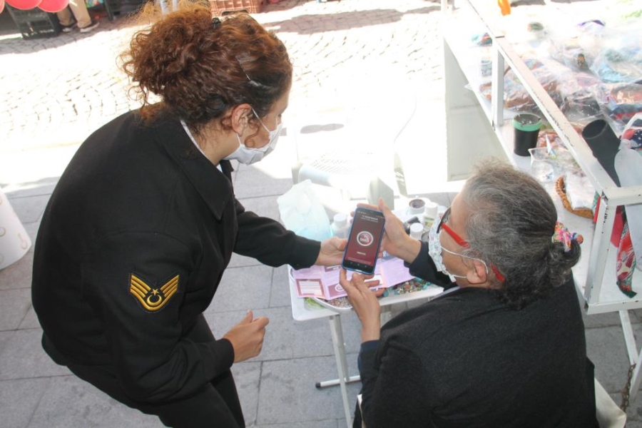  Jandarmadan 136 kadına ‘şiddetle mücadele’ eğitimi