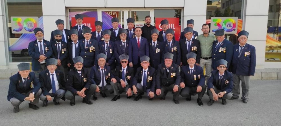 Biga Belediyesi’nden gazilere Kıbrıs gezisi