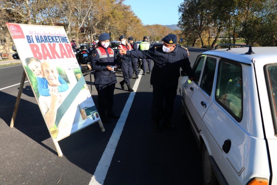 “Güvenli Trafik Bi Hareketine Bakar” uygulaması yapıldı