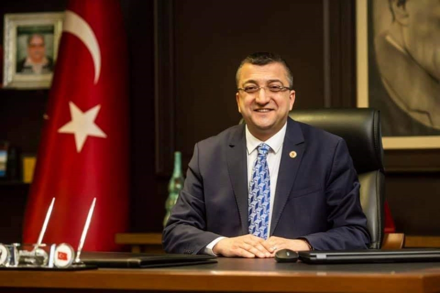 Çan Belediye Başkanı Öz’ün öğretmenler günü kutlama mesajı