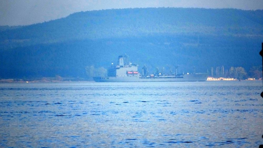 ABD savaş gemisi Çanakkale Boğazı’ndan Marmara
