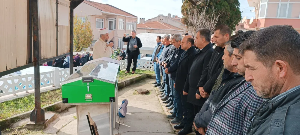 Otobüs ile motosikletin karıştığı kazada hayatını kaybeden Mert Gül son yolculuğuna uğurlandı