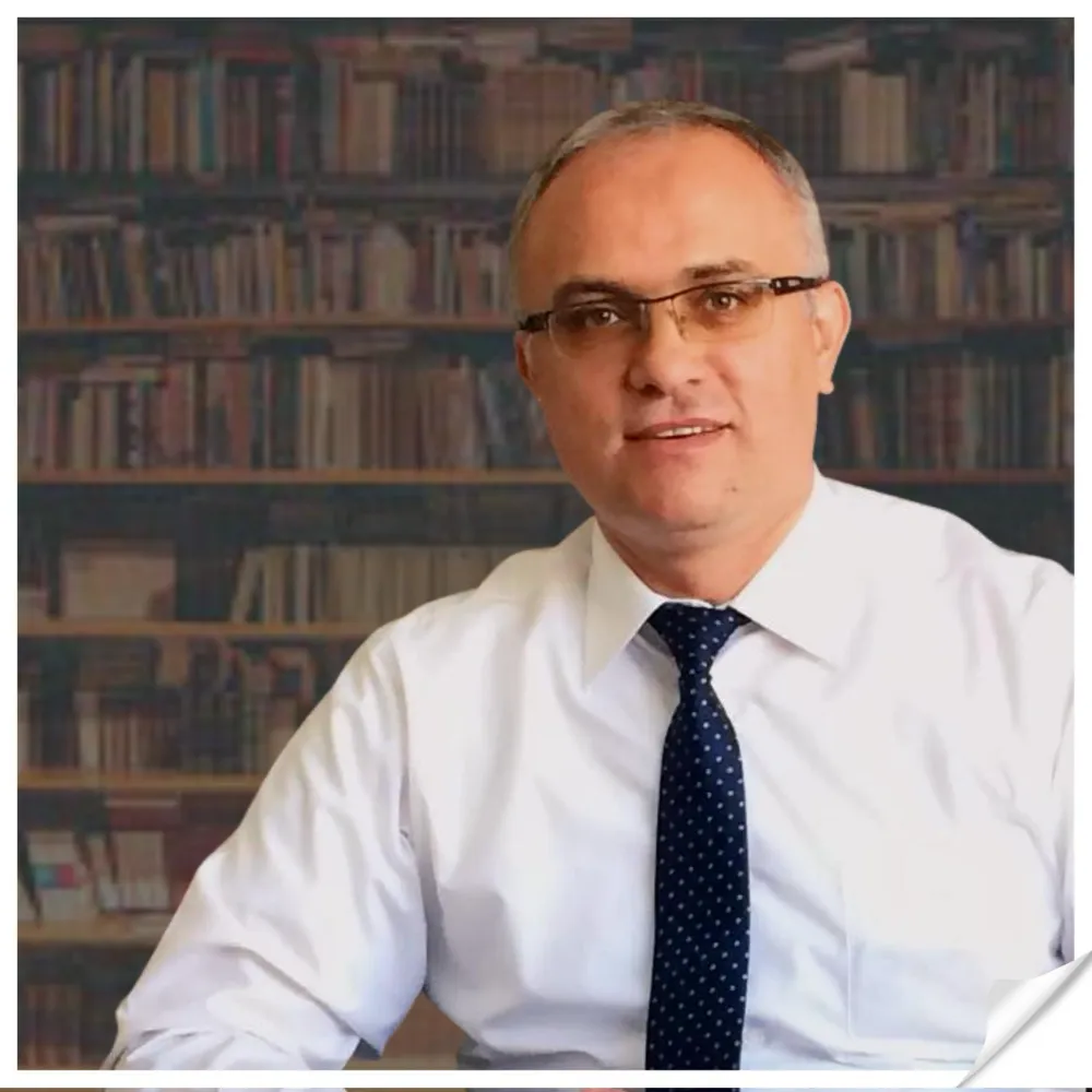 EMEKLİ BÜROKRAT GAZETECİ SABRİ KARAKAYA’NIN ADAYLIĞI YANKI UYANDIRDI