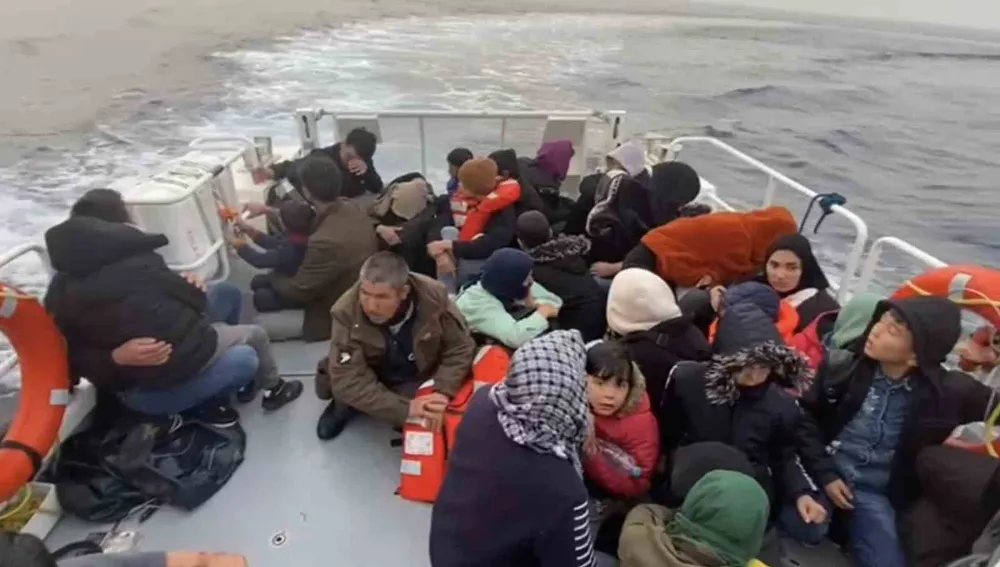 44 kaçak göçmen kurtarıldı