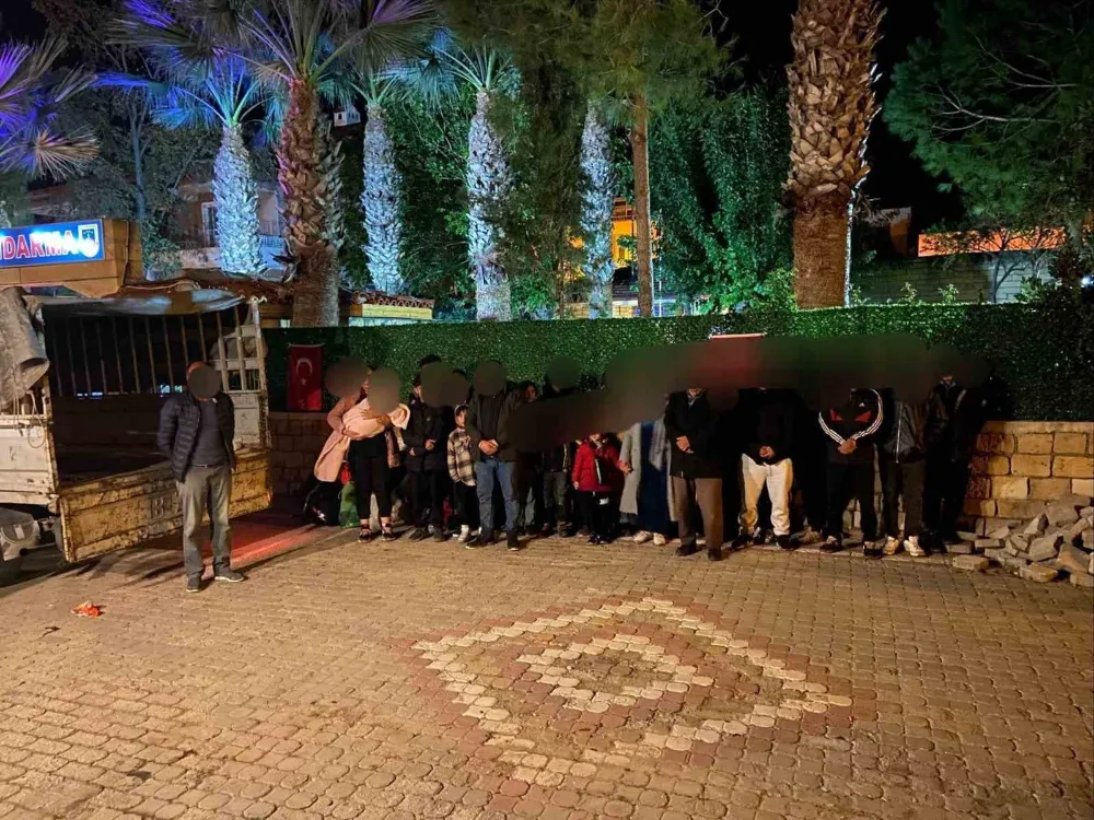 Göçmen Kaçakçılığı Operasyonu: 4 organizatör ile 75 kaçak göçmen yakalandı