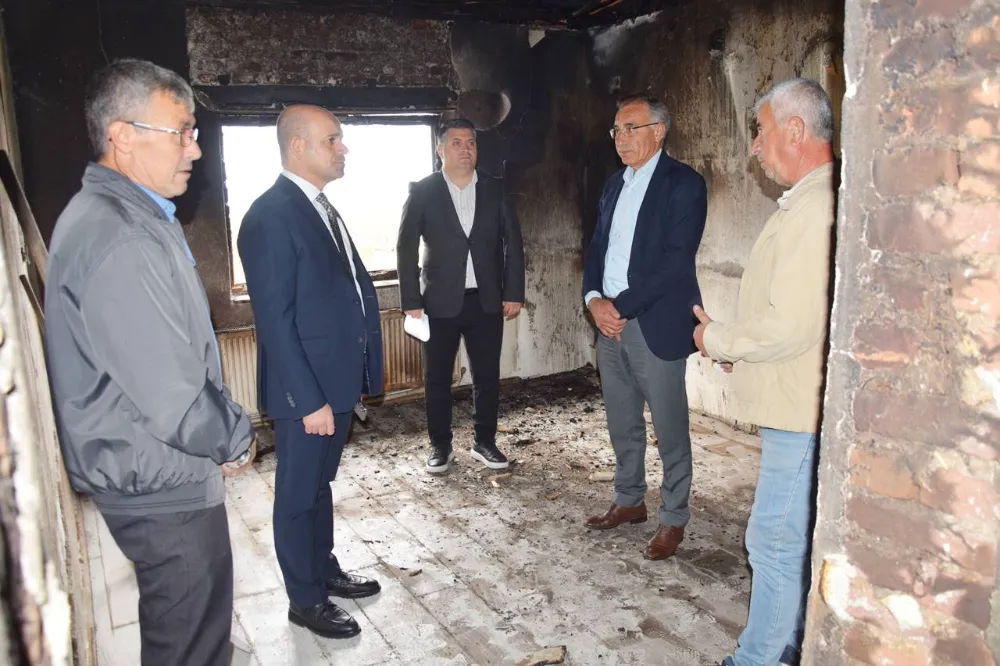 Çan Kaymakamı Dr. Emre Nebioğlu Evi Yanan Aileyi Ziyaret Etti