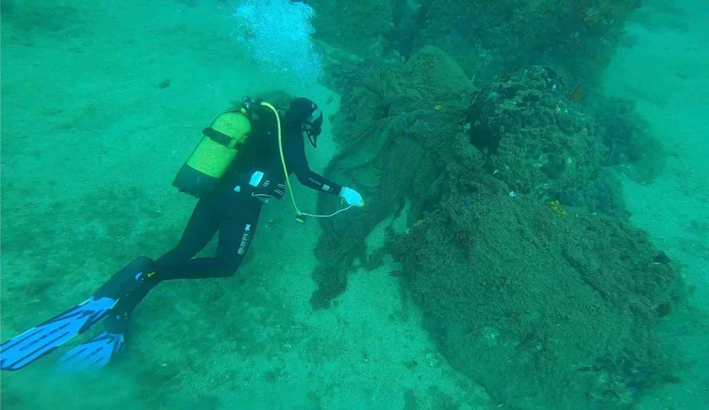 9 yılda denizden 34 bin 620 metrekarelik hayalet ağ çıkarıldı