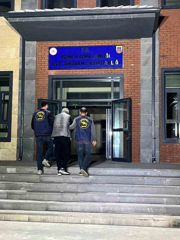 Düzenlenen Operasyonda 15 Şüpheli Tutuklandı