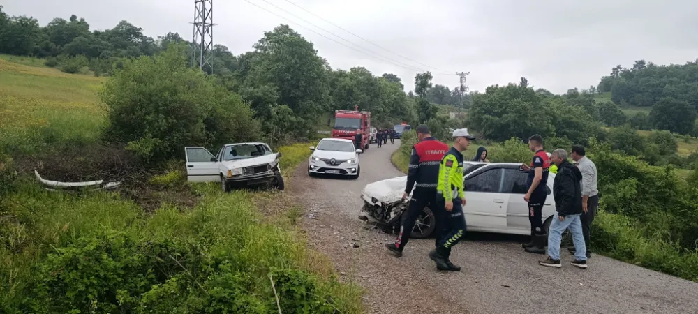 Trafik kazası 2 yaralı