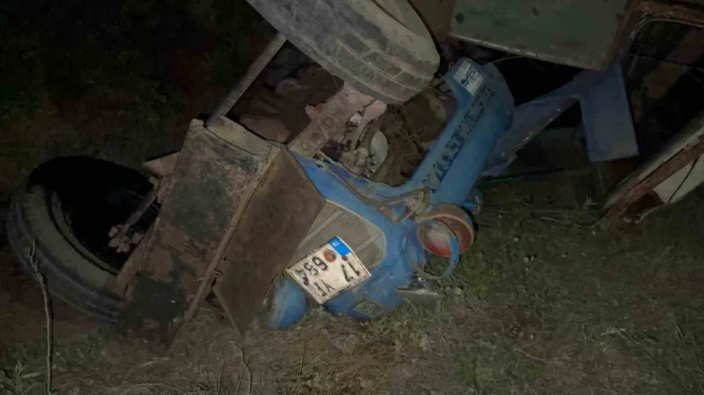 Tarlada Traktör Devrildi: 80 Yaşındaki Çiftçi Hayatını Kaybetti