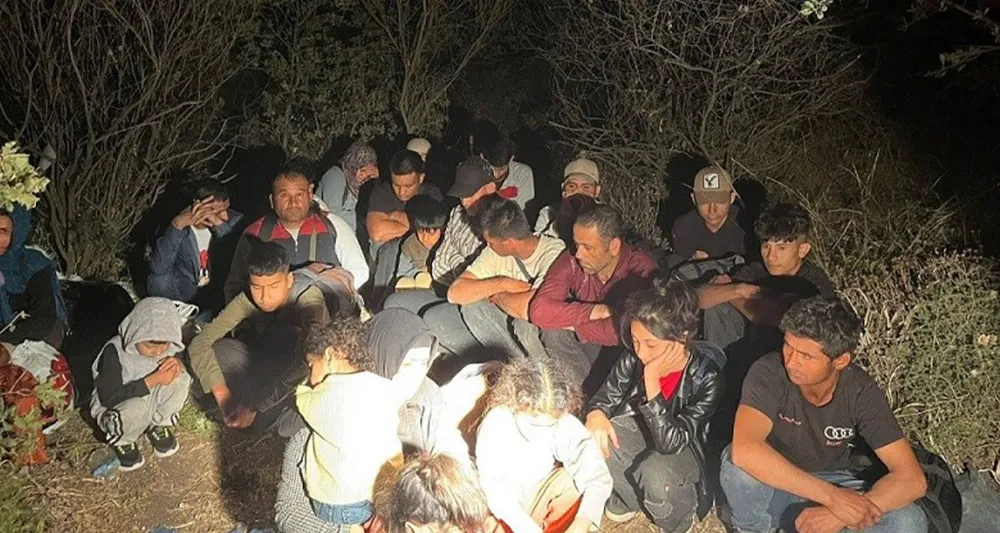 34 Düzensiz Göçmen Yakalandı