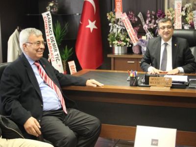 20 Yıl Belediye Başkanlığını Yapan Sarıbaş, 10 Yıl Aradan Sonra Çan Belediyesi`ni Ziyaret Etti