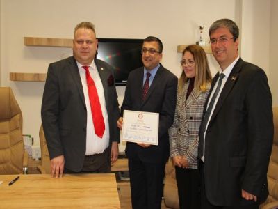 Çan Belediye Başkanı Bülent Öz Mazbatasını Aldı